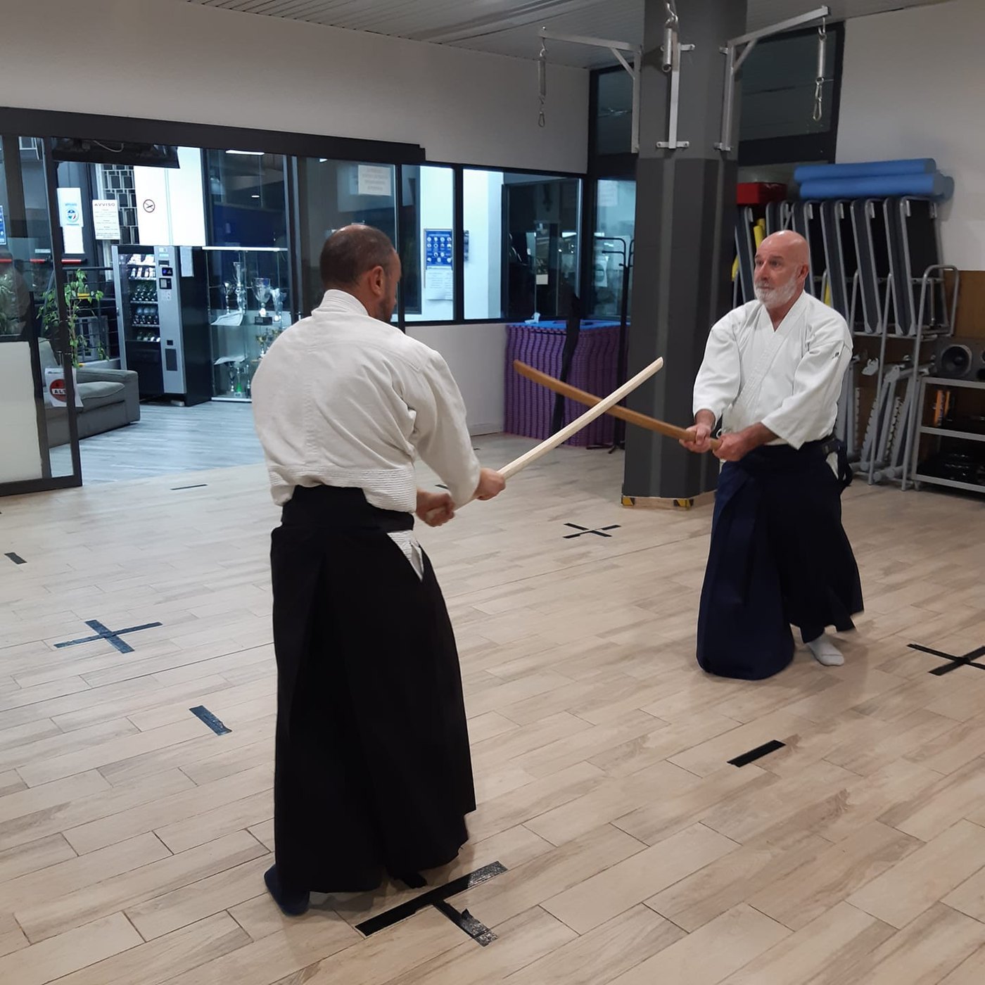 Pratica con bokken all'Hikari Dojo Roma